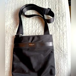 Michael Kors Crossbody Bag